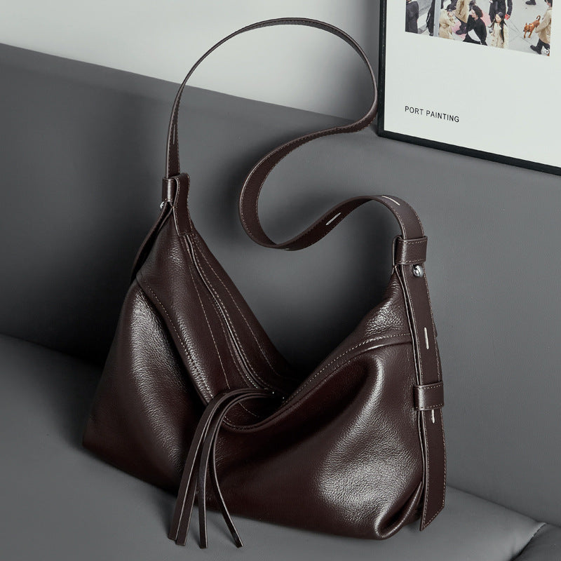 Women's Genuine Leather Tote Bag, New Winter Style, Large Capacity, High-quality Genuine Leather Crossbody Bag, Versatile Design for Commuting, Fashionable Everyday Women's Bag.