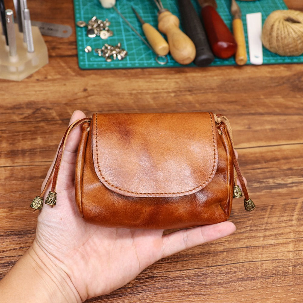 A Change Purse Made from Hand-Polished Vegetable-Tanned Leather, Featuring a Vintage National Design for Women, Crafted from Top-Quality Cowhide, Authentic Leather, Suitable for Keys And Earphone Storage