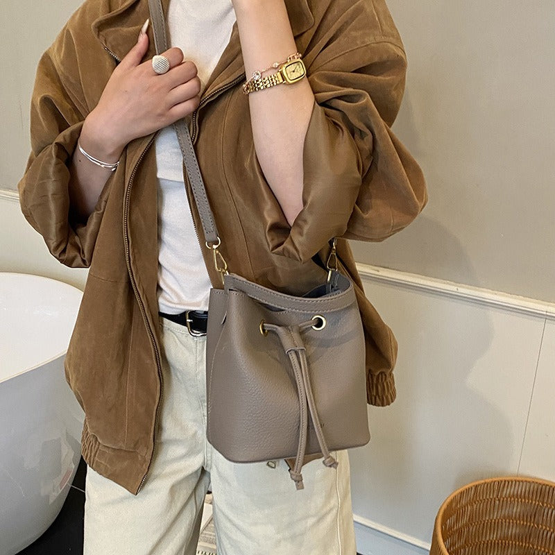 New Bucket Bag, Fashionable and Simple, Large-capacity Handbag for Women, Drawstring Shoulder and Crossbody Bag